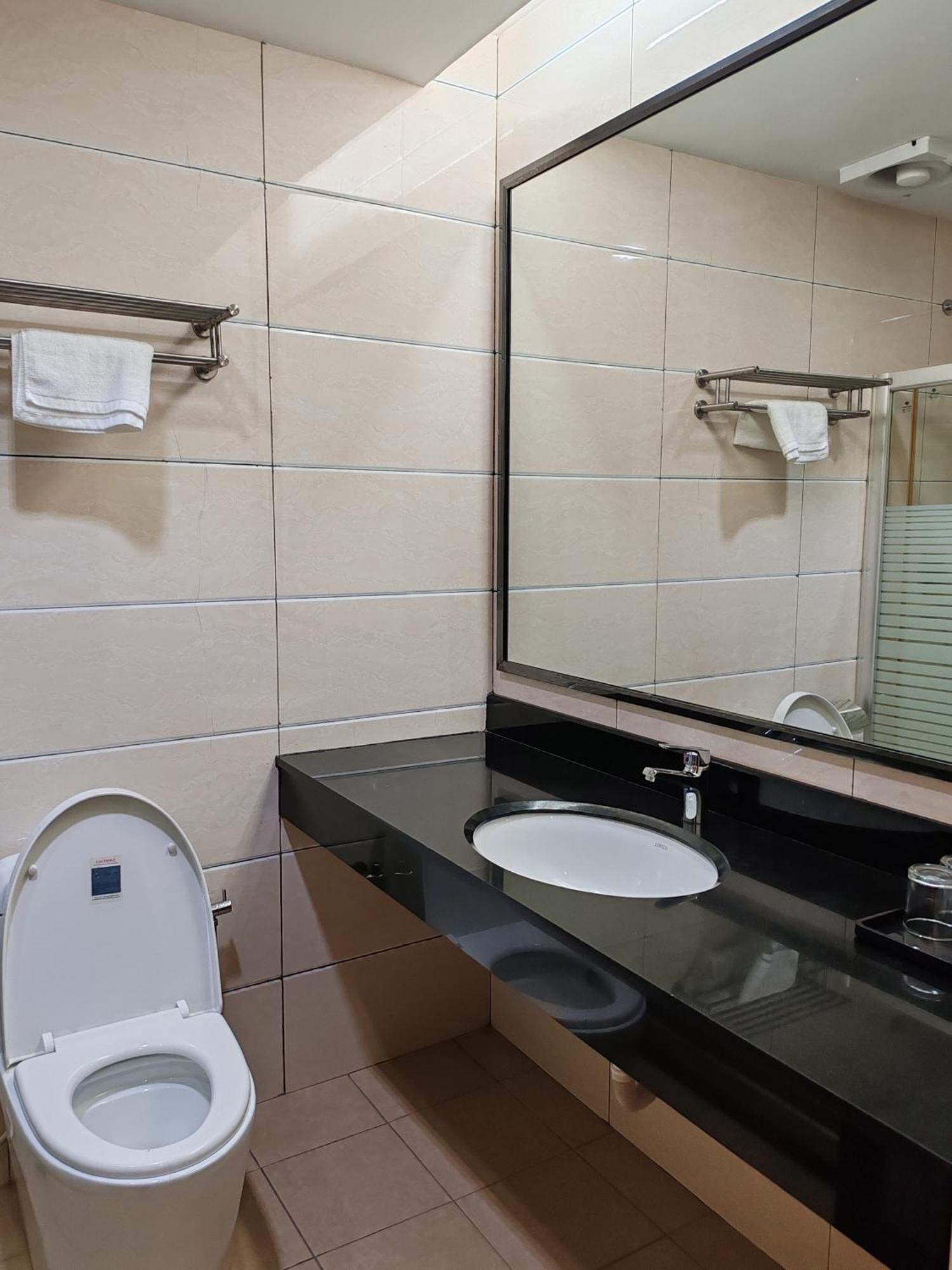 Hotel Prima Sandakan Ngoại thất bức ảnh